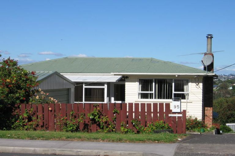 Photo of property in 95 Hepburn Road, Glendene, Auckland, 0602