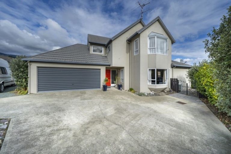 Photo of property in 9 Evergreen Way, Stoke, Nelson, 7011