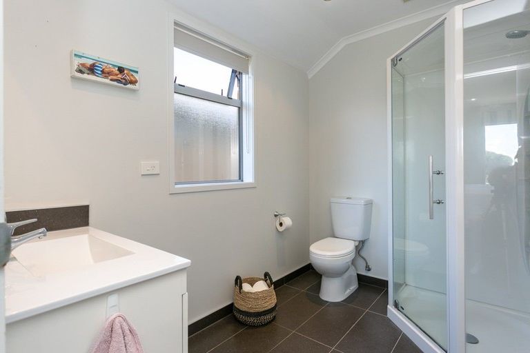 Photo of property in 8 Twin Willow Close, Cambridge, 3434