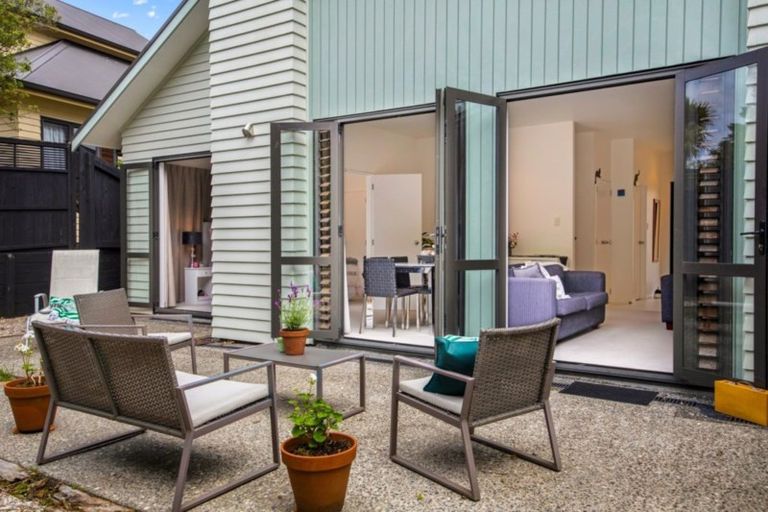 Photo of property in 12/11 The Avenue, Albany, Auckland, 0632