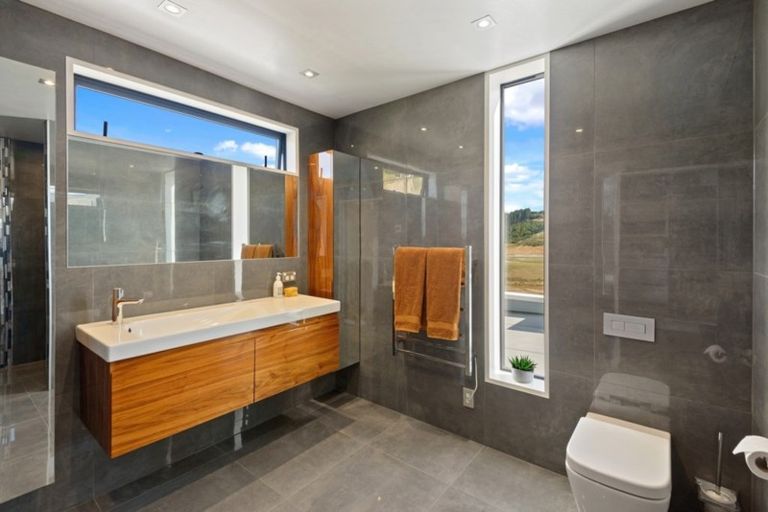 Photo of property in 3 Jahan Lane, Cashmere, Christchurch, 8022