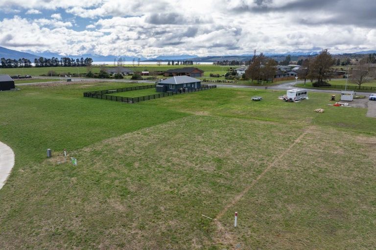Photo of property in 11 Tukare Loop, Te Anau, 9600