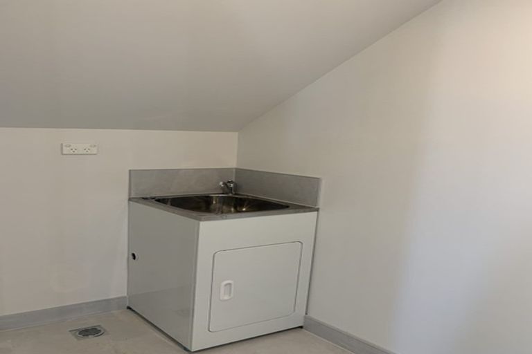 Photo of property in 69b Astley Avenue, New Lynn, Auckland, 0600