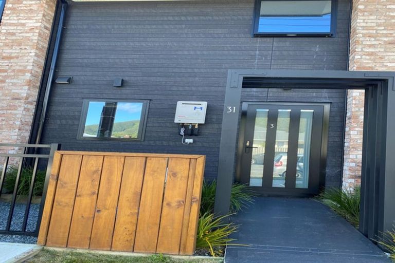 Photo of property in 3/31 Waiwhetu Road, Waiwhetu, Lower Hutt, 5010
