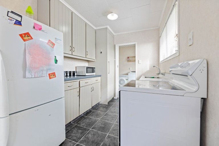 Photo of property in 15 Wairoa Place, Tokoroa, 3420