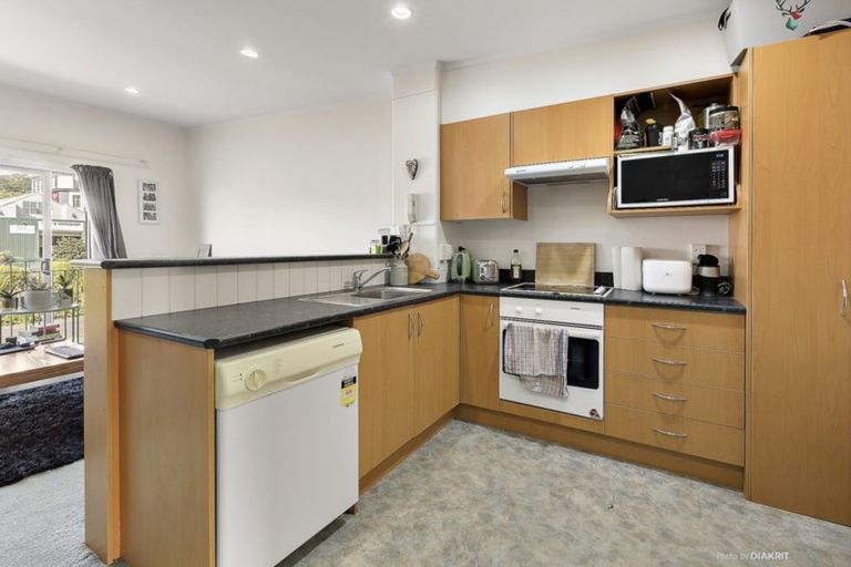 Photo of property in 10/3 Kelvin Grove, Te Aro, Wellington, 6011