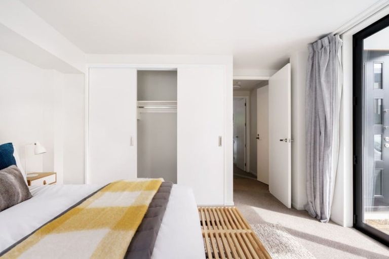 Photo of property in 2/22 Peterborough Street, Christchurch Central, Christchurch, 8013
