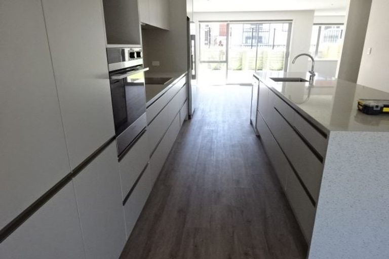 Photo of property in 25 Gunn Way, Hobsonville, Auckland, 0616