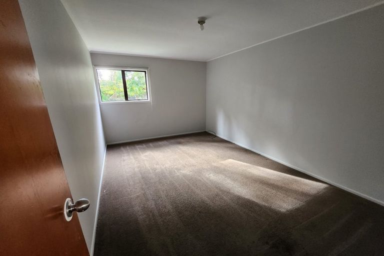 Photo of property in 105 Tidal Road, Mangere, Auckland, 2022
