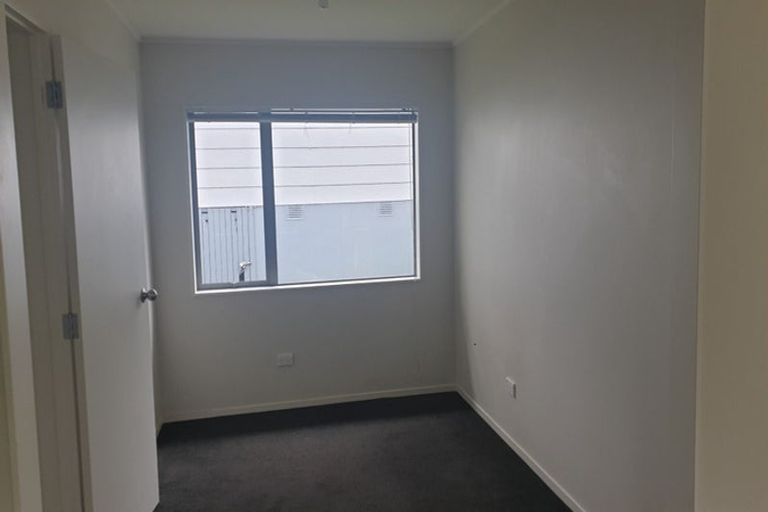 Photo of property in 19 Luanda Drive, Ranui, Auckland, 0612