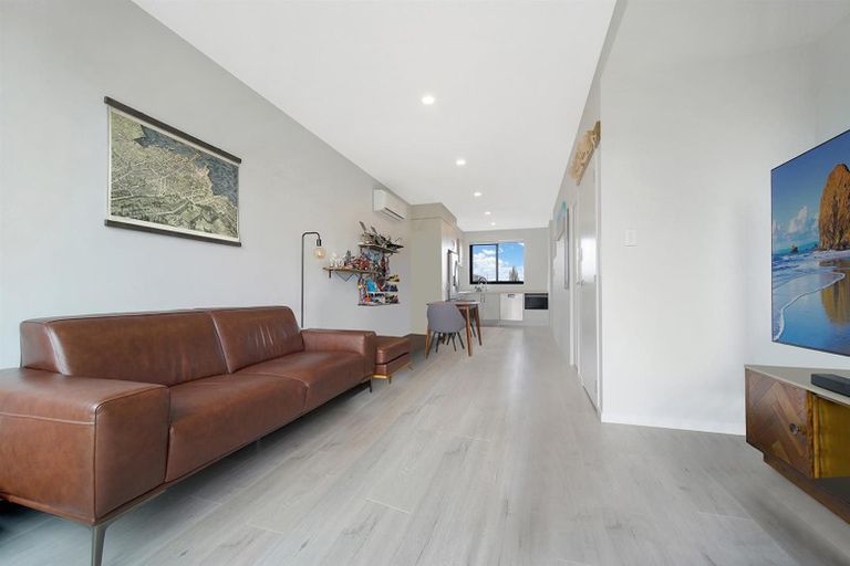 Photo of property in 53 Te Aparangi Road, Papakura, 2110