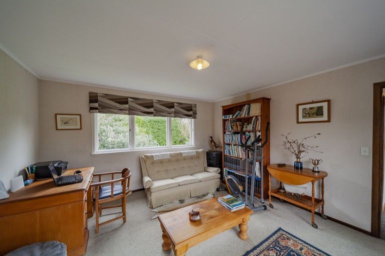 Photo of property in 4 Guy Street, Waipawa, 4210