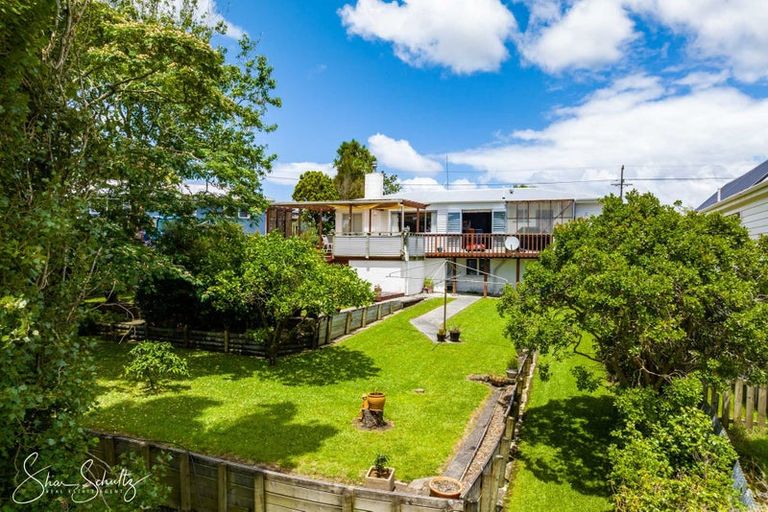 Photo of property in 7 Griffin Road, Maungaturoto, 0520