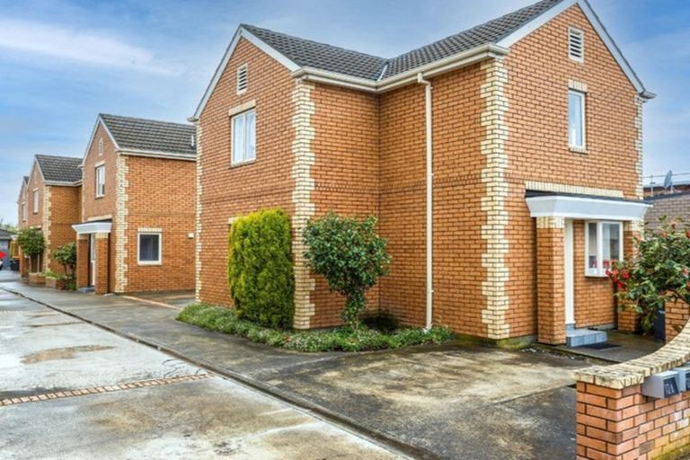 Photo of property in 12d George Street, Riccarton, Christchurch, 8041