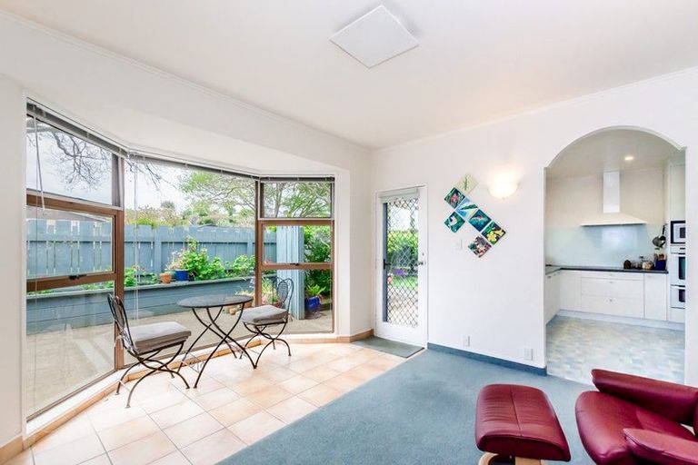 Photo of property in 38 Alexander Road, Raumati Beach, Paraparaumu, 5032