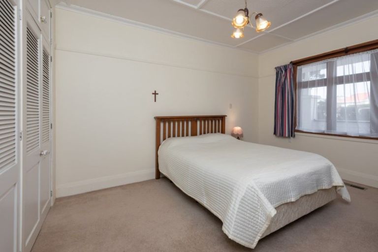 Photo of property in 52 Homewood Avenue, Karori, Wellington, 6012