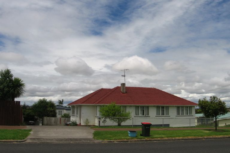 Photo of property in 8 Tripoli Road, Panmure, Auckland, 1072