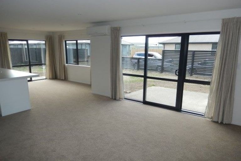 Photo of property in 10 Echelon Drive, Wigram, Christchurch, 8042