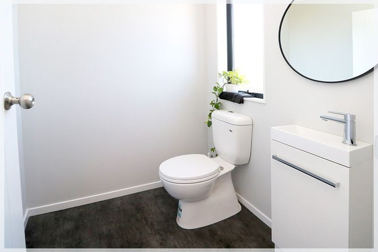 Photo of property in 1a Warren Street, Foxton Beach, 4815