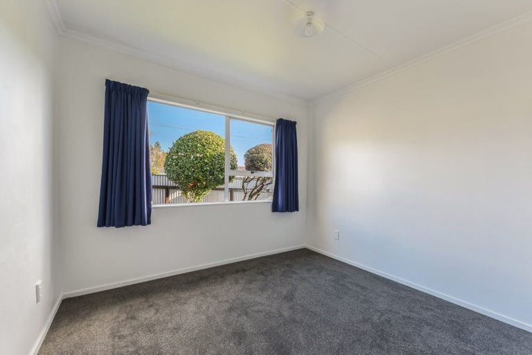 Photo of property in 32 Taupata Street, Stoke, Nelson, 7011