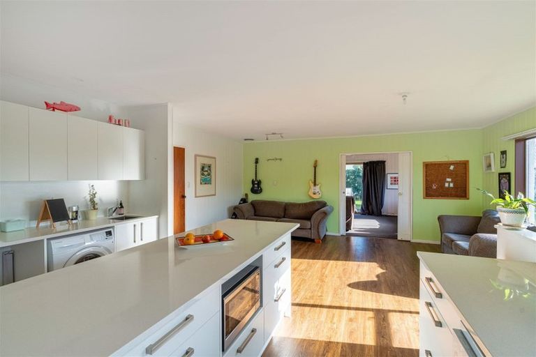 Photo of property in 61a Callender Terrace, Paraparaumu Beach, Paraparaumu, 5032