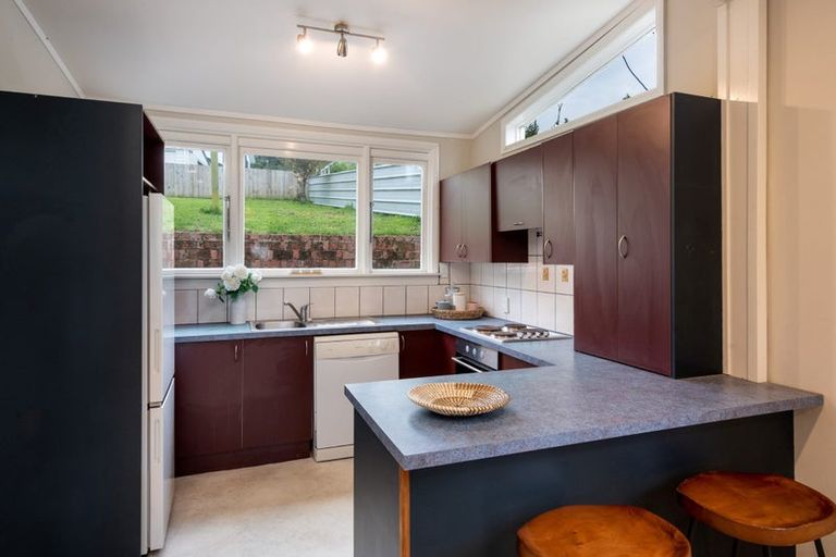 Photo of property in 273 Ravensbourne Road, Ravensbourne, Dunedin, 9022