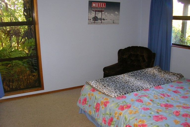 Photo of property in 20 Johns Road, Moana, 7872