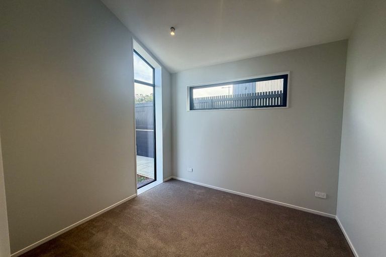 Photo of property in 17 Mahinga Kai Road, Orewa, 0931