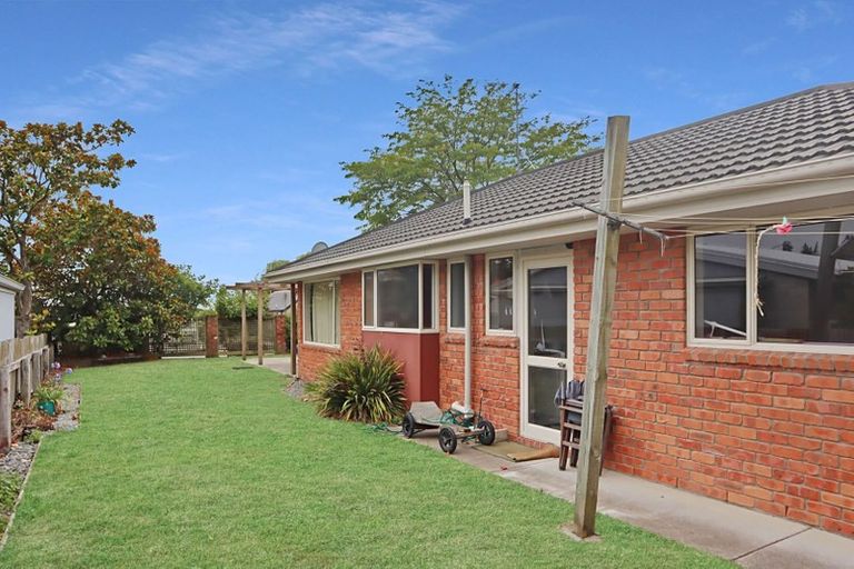 Photo of property in 63 Martindales Road, Heathcote Valley, Christchurch, 8022
