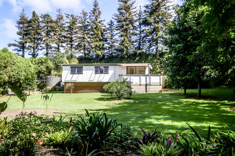 Photo of property in 45 Wiroa Road, Kerikeri, 0293