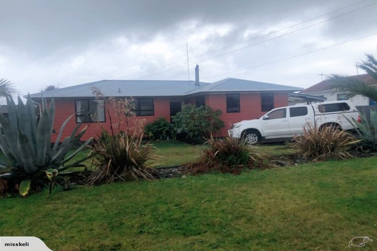Photo of property in 131 Hoffman Street, Hokitika, 7810
