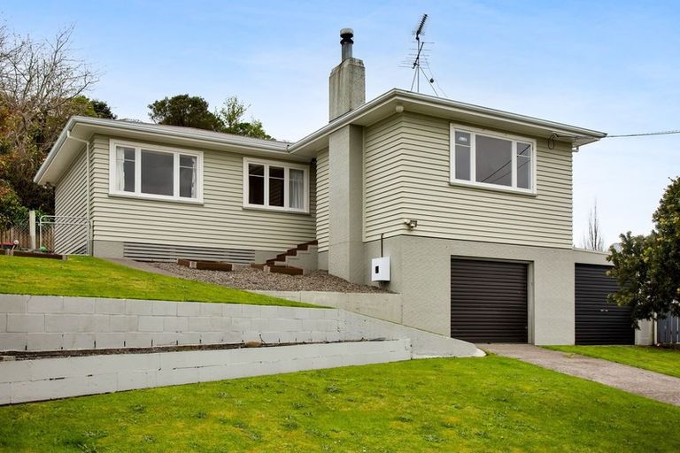 Photo of property in 16 Kenmore Street, Westown, New Plymouth, 4310