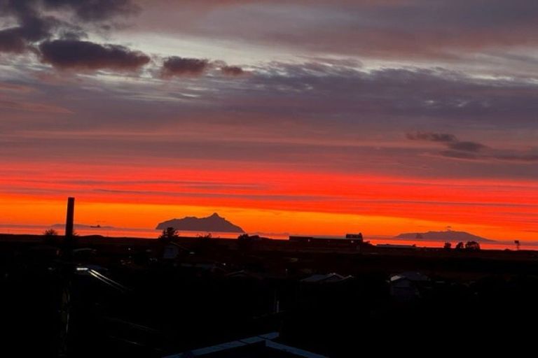 Photo of property in 16 Seaview Road, Ruakaka, 0116