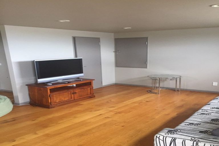 Photo of property in 125 Bream Bay Drive, Ruakaka, 0116