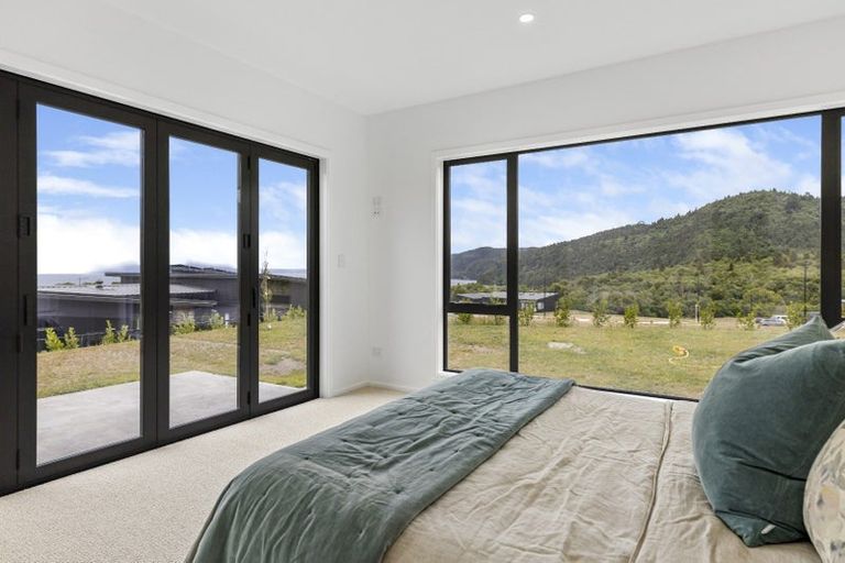 Photo of property in 47 Seven Oaks Drive, Kinloch, Taupo, 3377