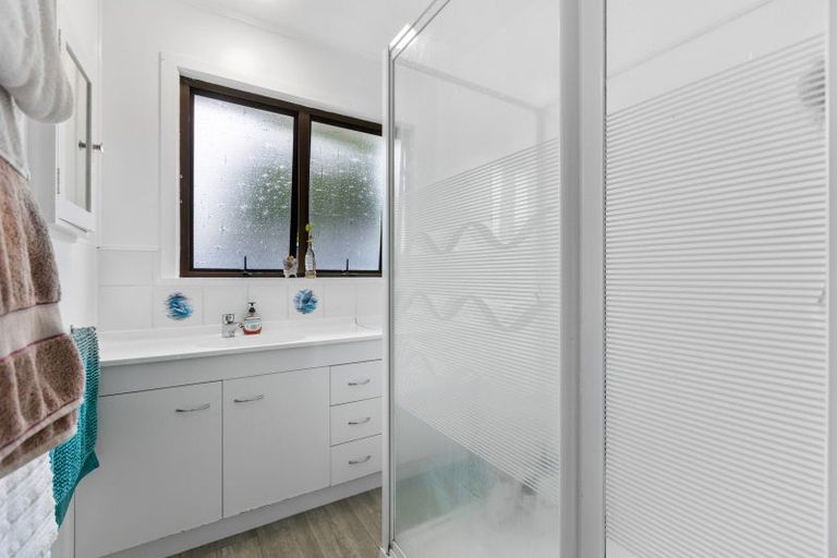 Photo of property in 17 Watene Crescent, Waitara, 4320