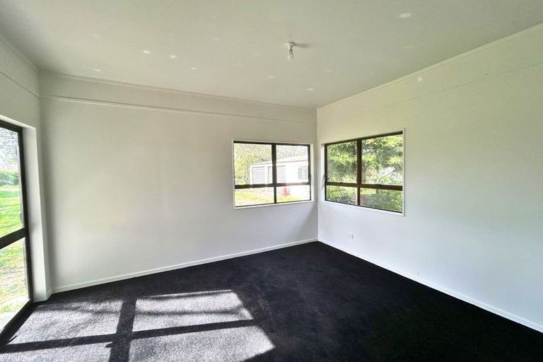 Photo of property in 191 Popes Road, Takanini, 2105