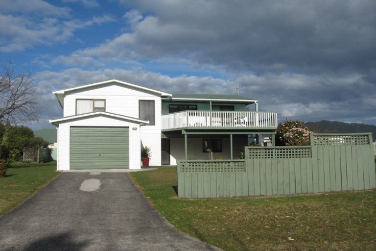 Photo of property in 19 Chestnut Grove, Tairua, 3508
