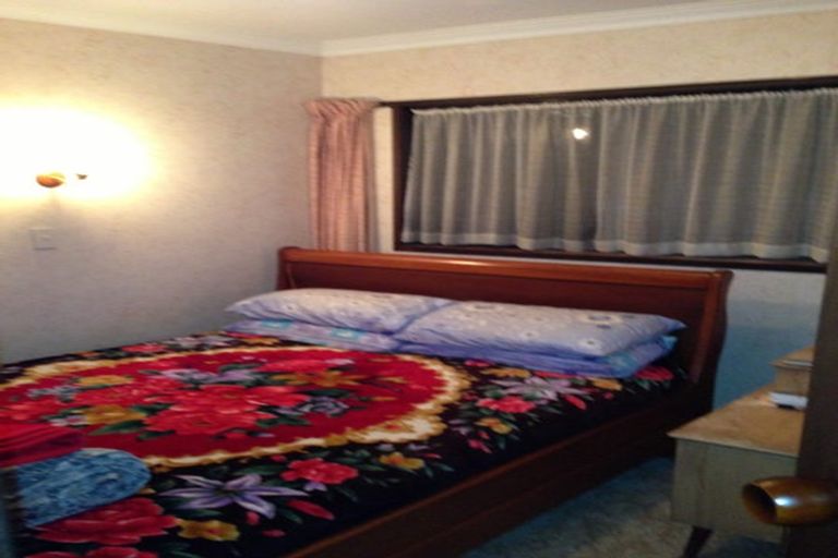 Photo of property in 11b Kiwi Esplanade, Mangere Bridge, Auckland, 2022