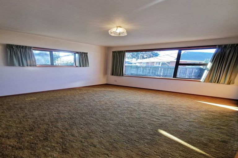 Photo of property in 10 Rochford Place, Bryndwr, Christchurch, 8052