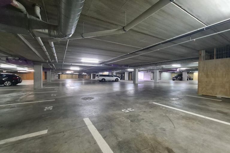 Photo of property in Bella Vista, 1f/84 Gunner Drive, Te Atatu Peninsula, Auckland, 0610