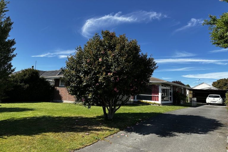 Photo of property in 32 Toorak Avenue, Avonhead, Christchurch, 8042