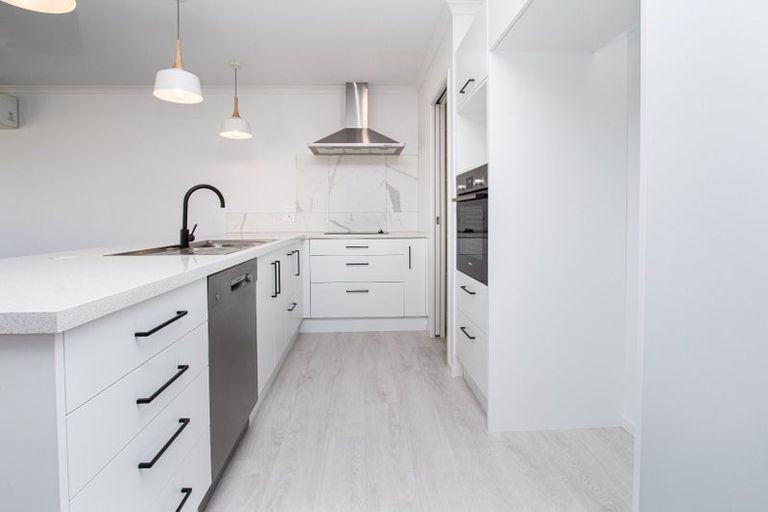 Photo of property in 5/44 Glenview Terrace, Glenview, Hamilton, 3206