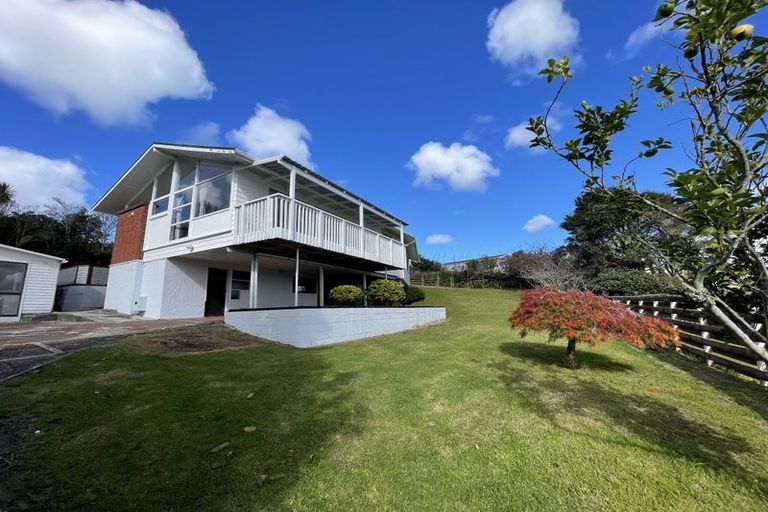 Photo of property in 14 Pemberton Avenue, Bayview, Auckland, 0629