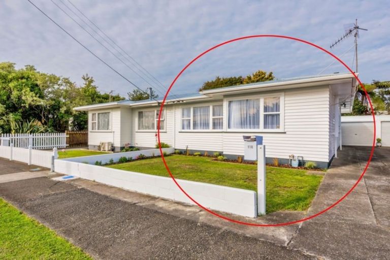 Photo of property in 118 Weraroa Road, Levin, 5510