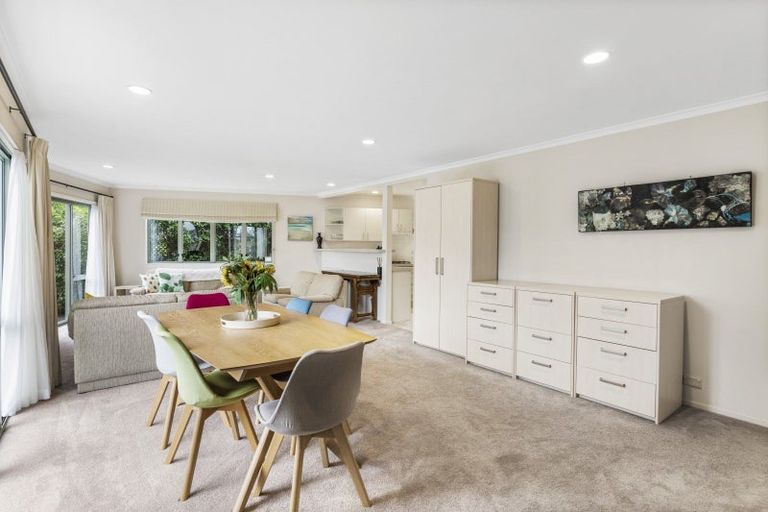 Photo of property in 2/10 Norman Road, Hauraki, Auckland, 0622