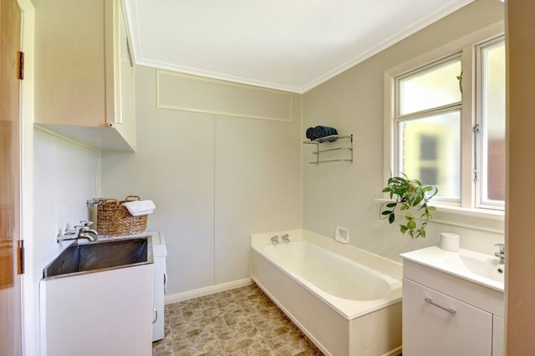Photo of property in 19 Cooper Street, Mornington, Dunedin, 9011