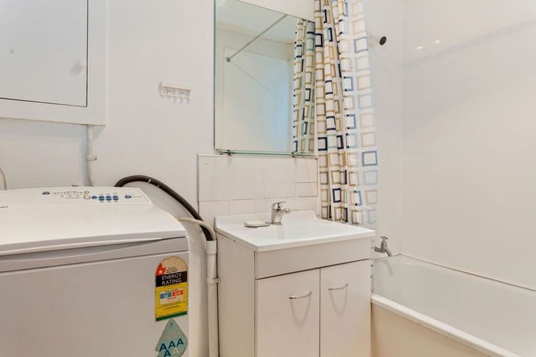 Photo of property in 1/136 Clarence Street, Riccarton, Christchurch, 8011