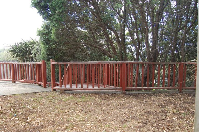 Photo of property in 2a Bay Lair Grove, Island Bay, Wellington, 6023