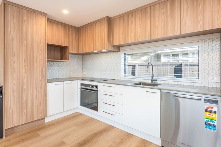 Photo of property in 2/6 Strauss Place, Somerfield, Christchurch, 8024